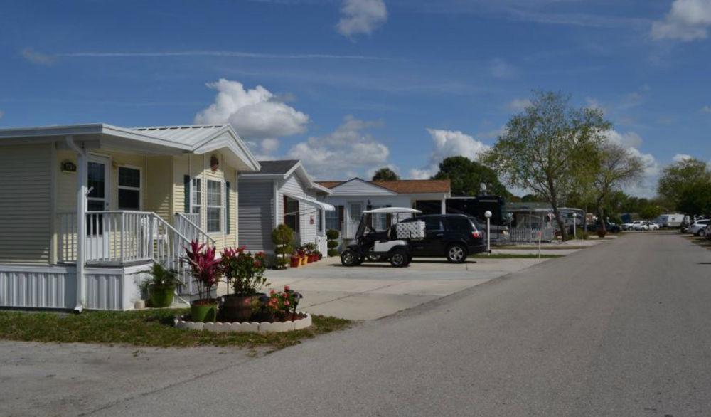 Winter Quarters Encore Manatee Rv Resort Bradenton Exterior photo